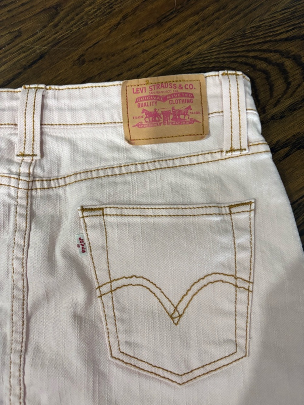 Levi's 518 Superlow Denim Mini Skirt Light Pink Low Rise Pockets Size 3 - Picture 4 of 4